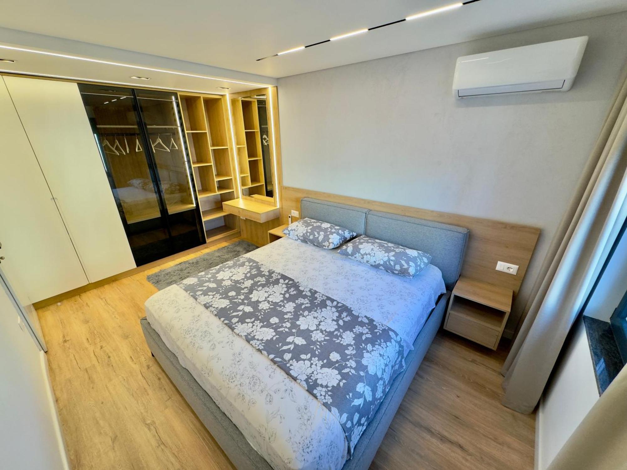 Soinn'S Apartament Tirana Exterior photo