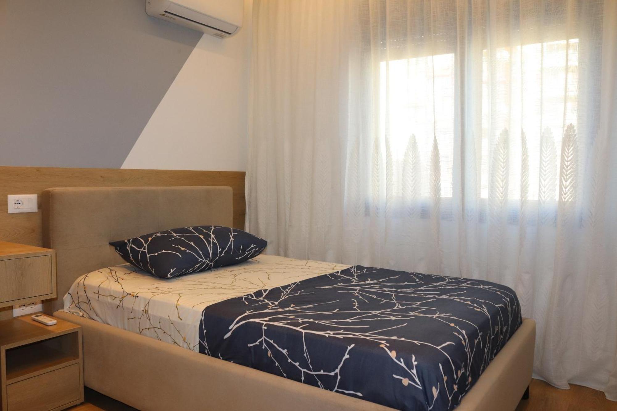 Soinn'S Apartament Tirana Exterior photo
